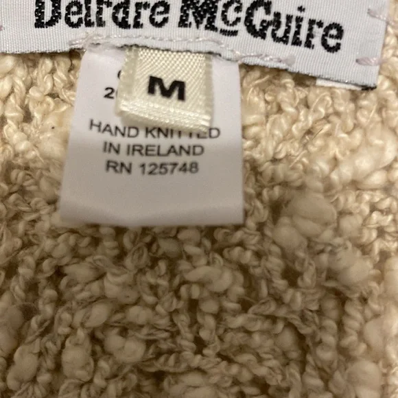 Sweater hand knitted in Ireland - Picture 3 of 9